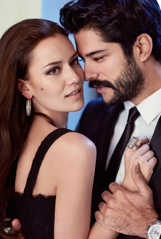 بوراق أوزجفيت وفهرية إفجان