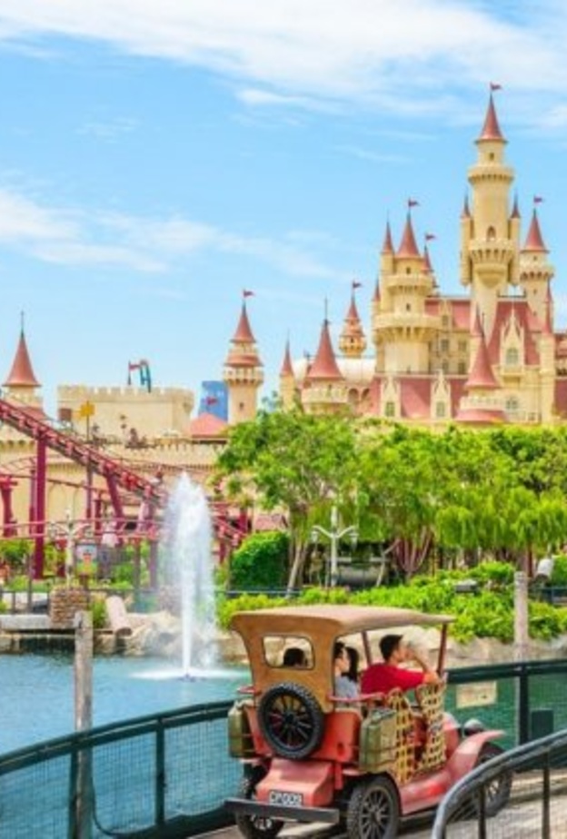 مدينة ملاهي Port of Lost Wonder