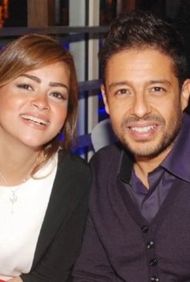 حماقي وزوجته