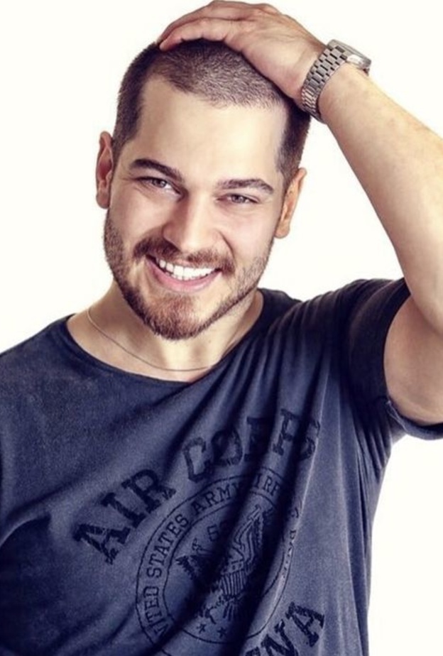 شاتاي اولسوي كان ضيفا لكيفانش تاتليتوغ على يخته