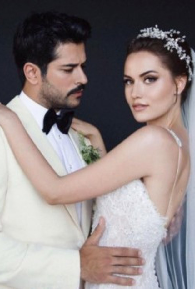 بوراك اوزجفيت وفهرية افجان