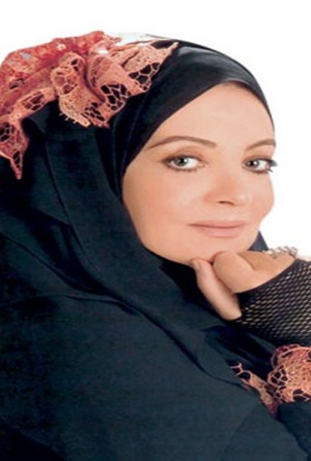 شهيرة ضيفة زوجة ابنها للمرة الأولى على الهواء مباشرة