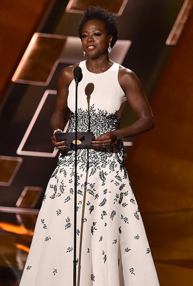 تينا فاي تلقي كلمتها