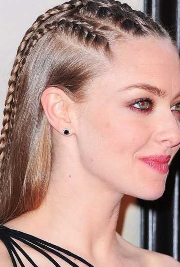 Amanda Seyfried مع الضفائر العصرية تسريحات شعر اماندا سيفريد