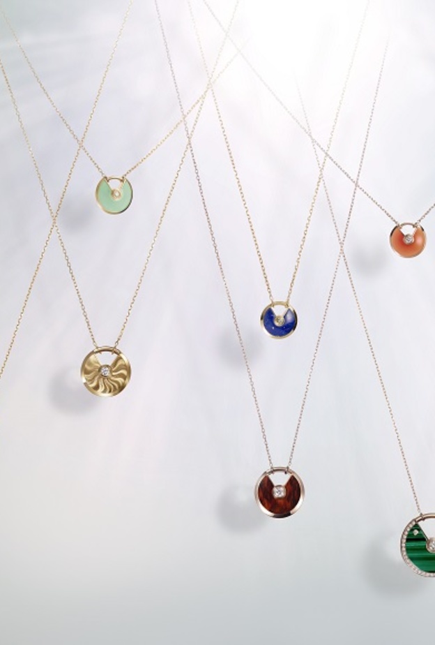 مجوهرات Amulette de Cartier  الجديدة من كارتير Cartier