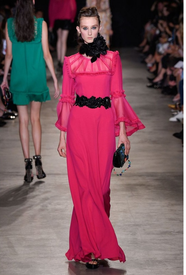 Self-Portrait فستان سهرة كم طويل من الدانتيل من