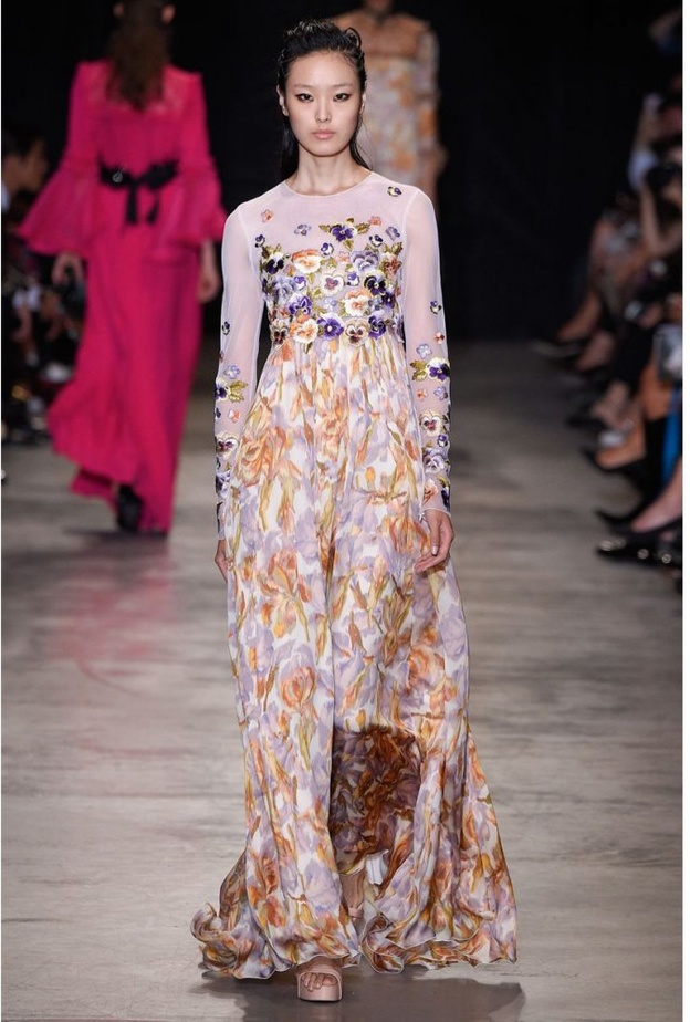 Preen فستان ماكسي معرق بالورود من.