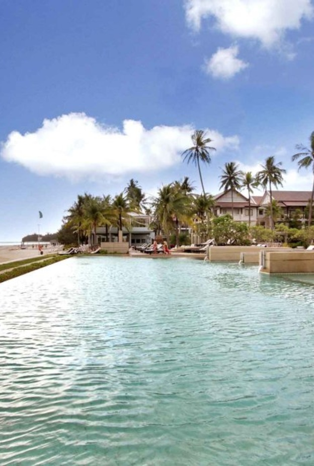 Apsara Beachfront Resort and Villa