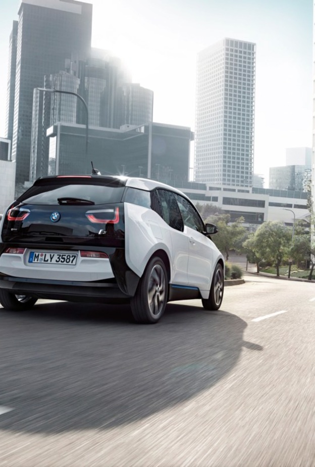 BMW تفكر بإنتاج كروس كهربائية