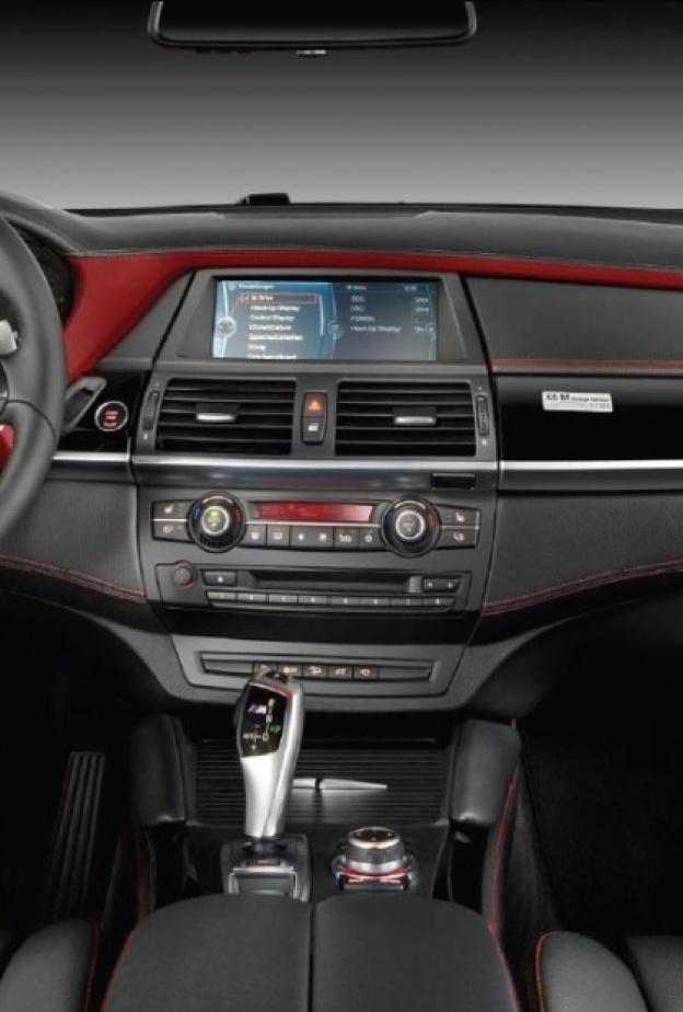 BMW-X6-M... لمئة محظوظ فقط من عشاق الفخامة