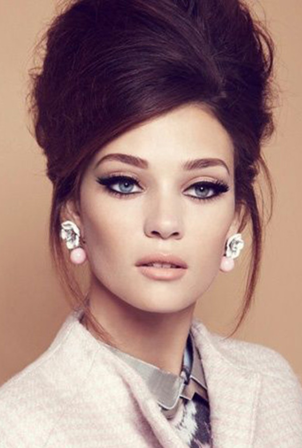 الأسود الداكن أساس السموكي