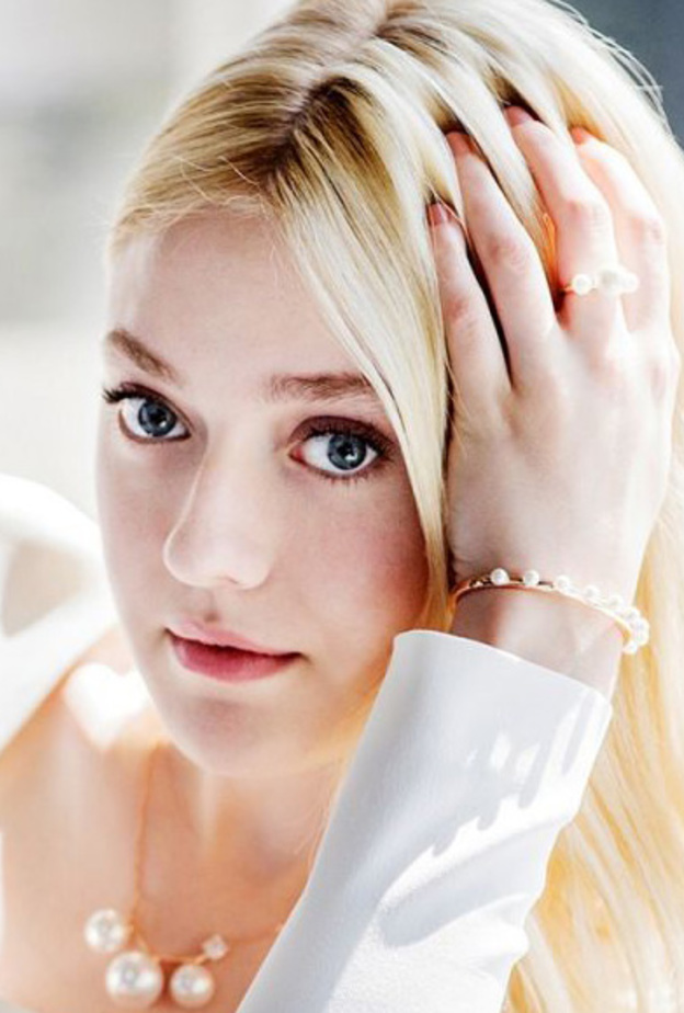 بولا أبدول مكلة جمال الثمنيات