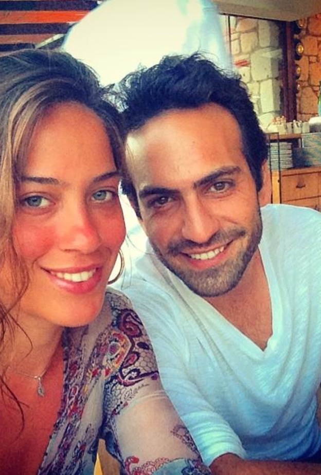 بورا جولصوي ونيلوفر جورباز