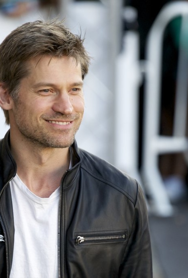 الممثل نيكولاي كوستر