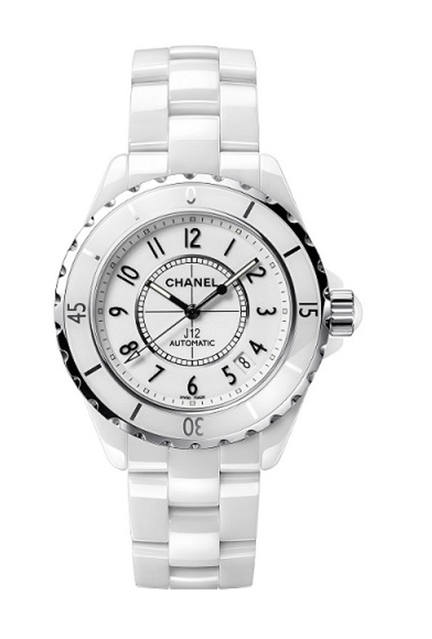 ساعة شانيل J12 باللون الأبيض