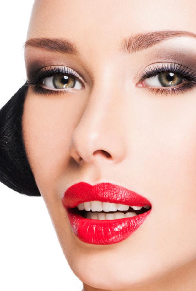 بعيداً عن البوتكس اجعلي خدودك منتفخة بـ3 خطوات