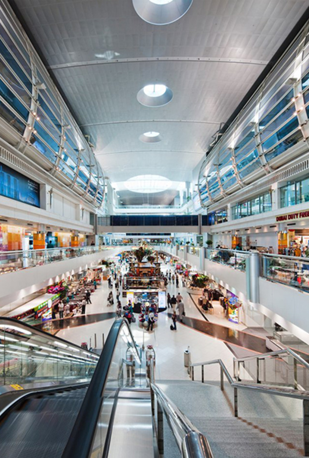 الـ "واي-فاي" .. مجاني في مطارات دبي