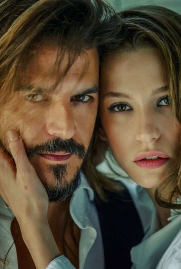 محمدجونسور وسيريناي ساريكايا