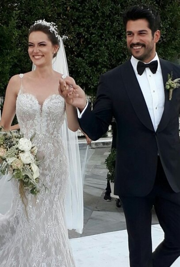 فهرية افجان وبوراك اوزجفيت