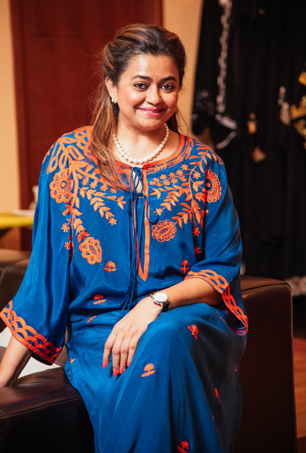 مصممة الأزياء بيناس سوني