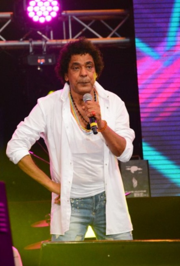 محمد منير