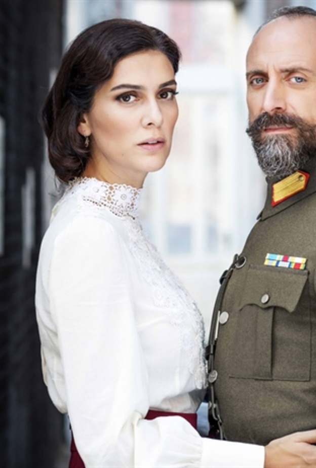 برجوزار كوريل وخالد أرجنتش