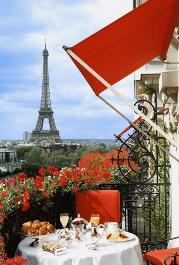 Hôtel Plaza Athénée, Paris