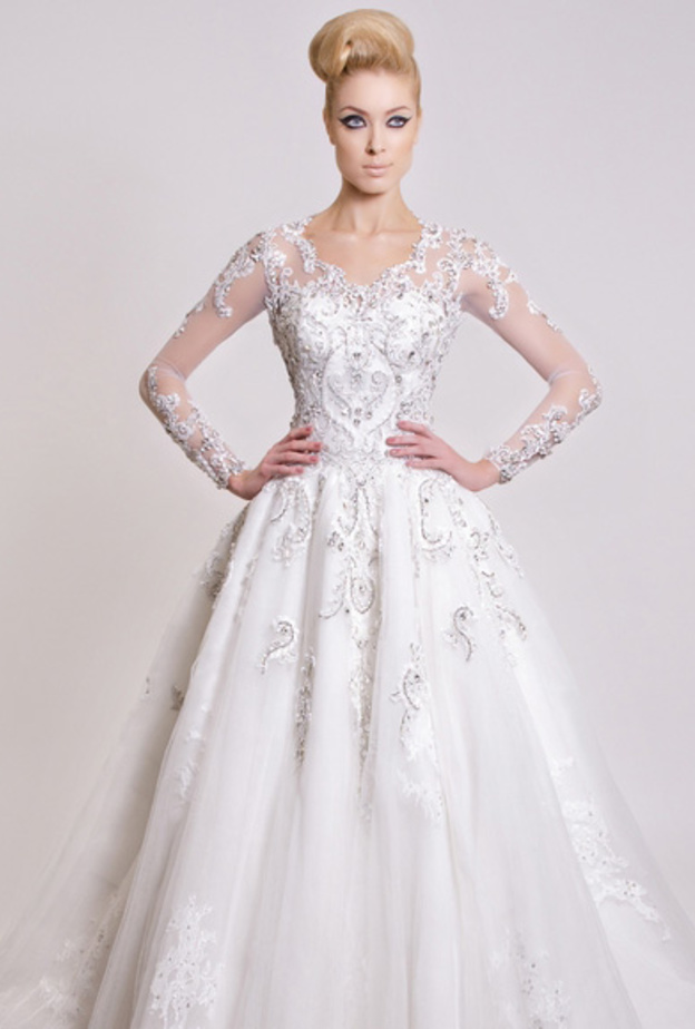 فستان زفاف من دار سارة