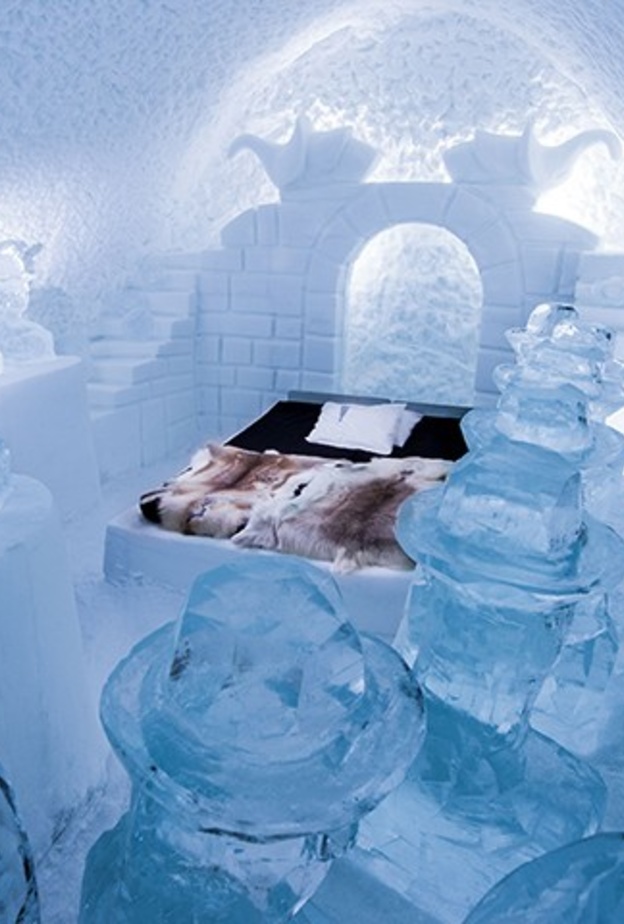 ICEHOTEL في السويد