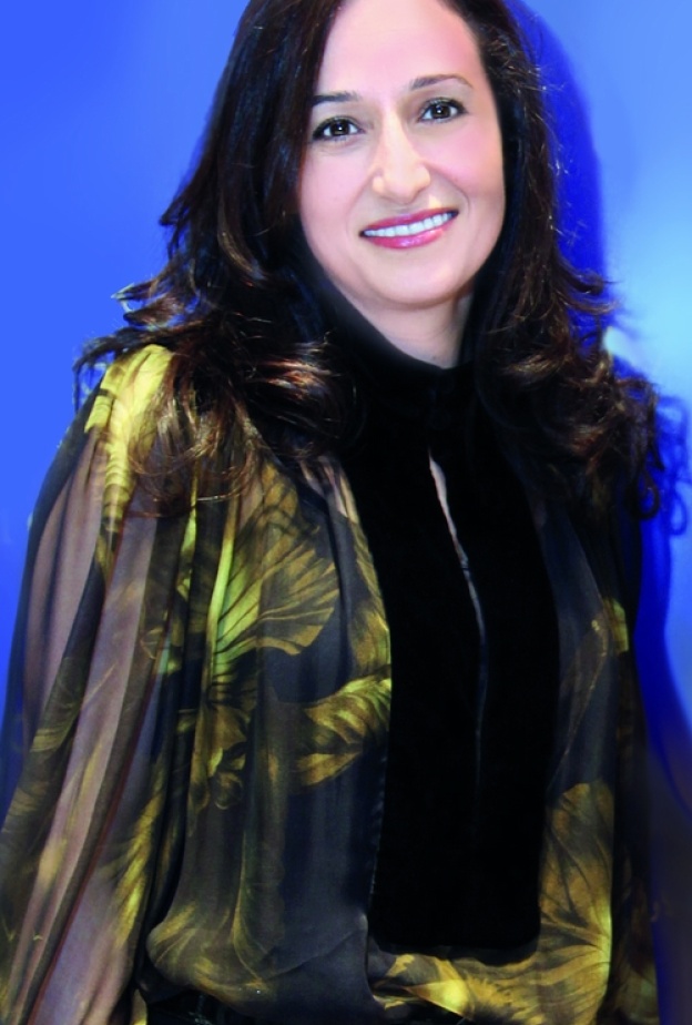 رئيسة التحرير مجلة هي  مي بدر