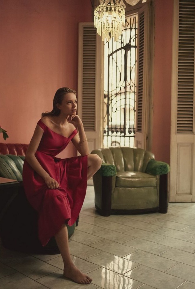 Net- A - Porter تطلق JET-A-PORTER المتخصص بأزياء الرحلات