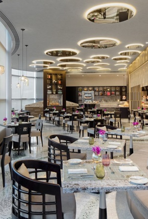 مطعم "موندو" في جميرا أبراج الإمارات يفتح أبوابه لعشاق المذاق الفاخر 