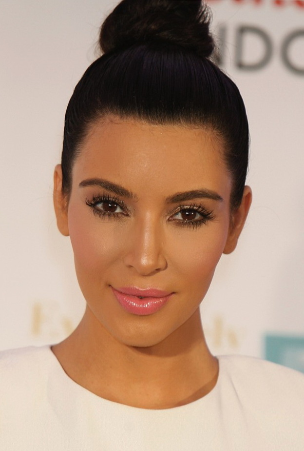 كيم كردشيان بعد عمليات التجميل