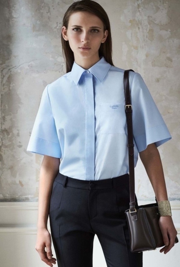 Lanvin  القميص الأزرق الكلاسيكي من 