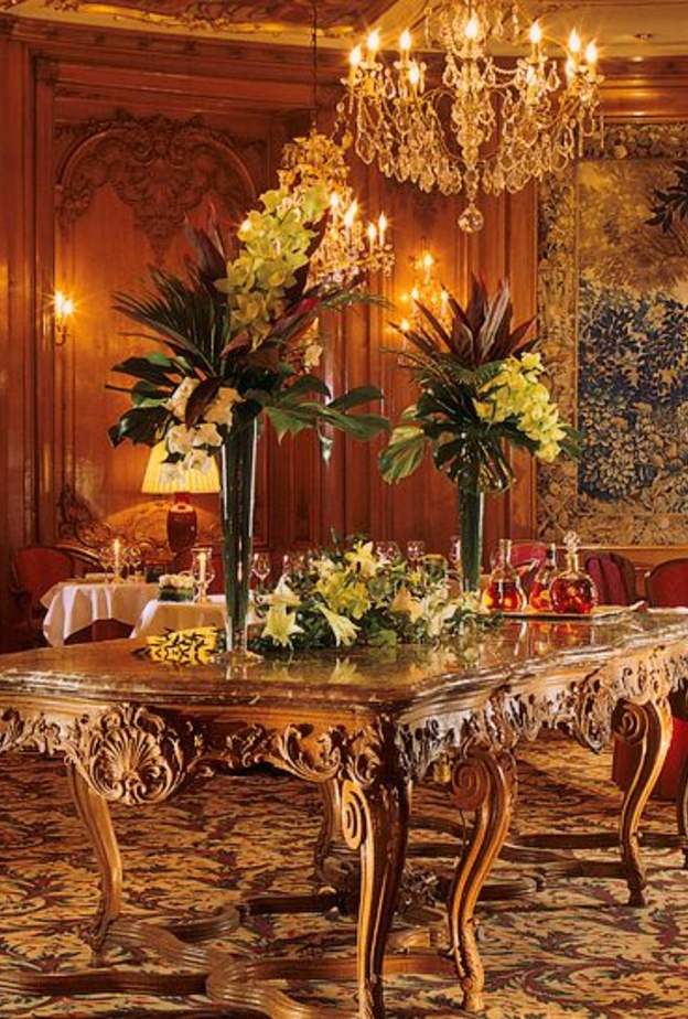 فندق لو بريستول Le Bristol