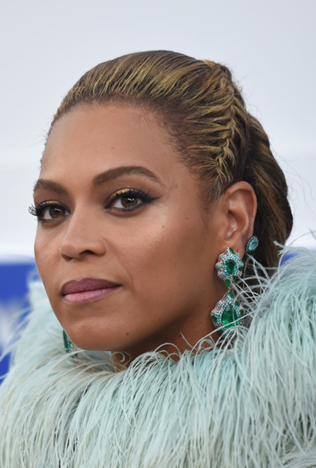 Lorraine Schwartz Jewelry - Beyonce Knowles