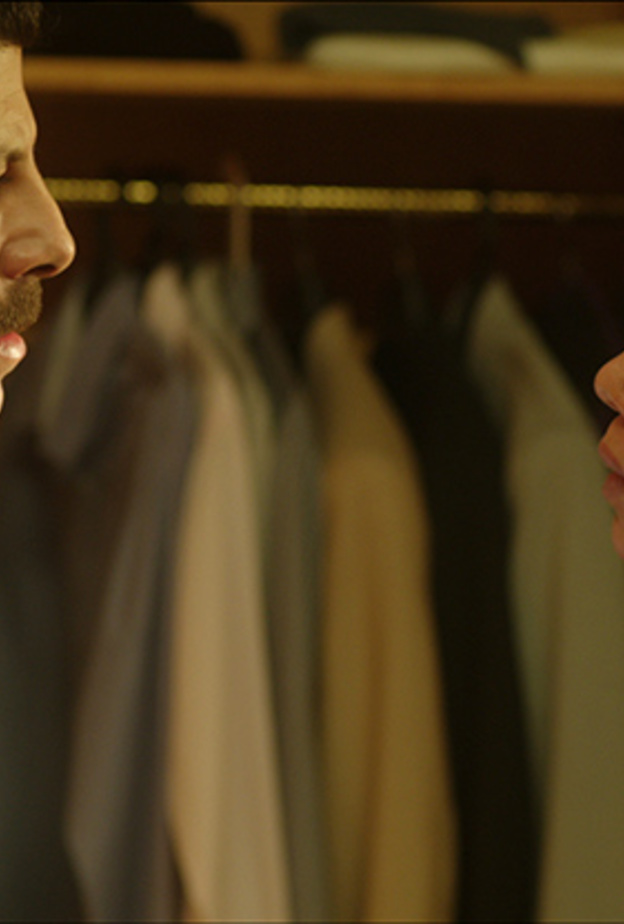 جسدا زوجين في مسلسل "موجة حارة" قبل 3 اعوام