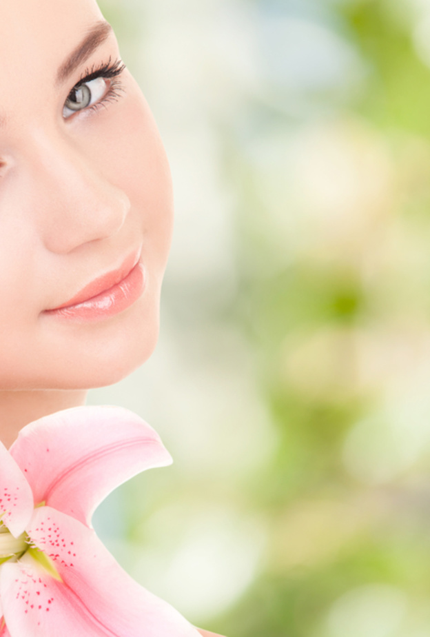 خطوات لوقاية بشرتك من اللمعان