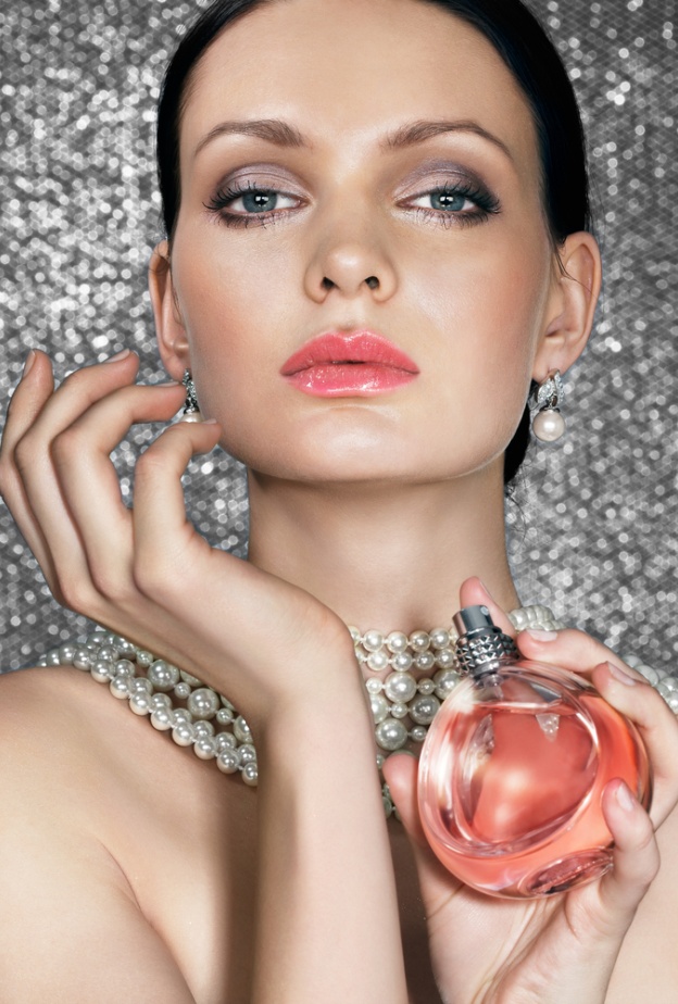 ابهري زوجك بعطر منعش وعصري