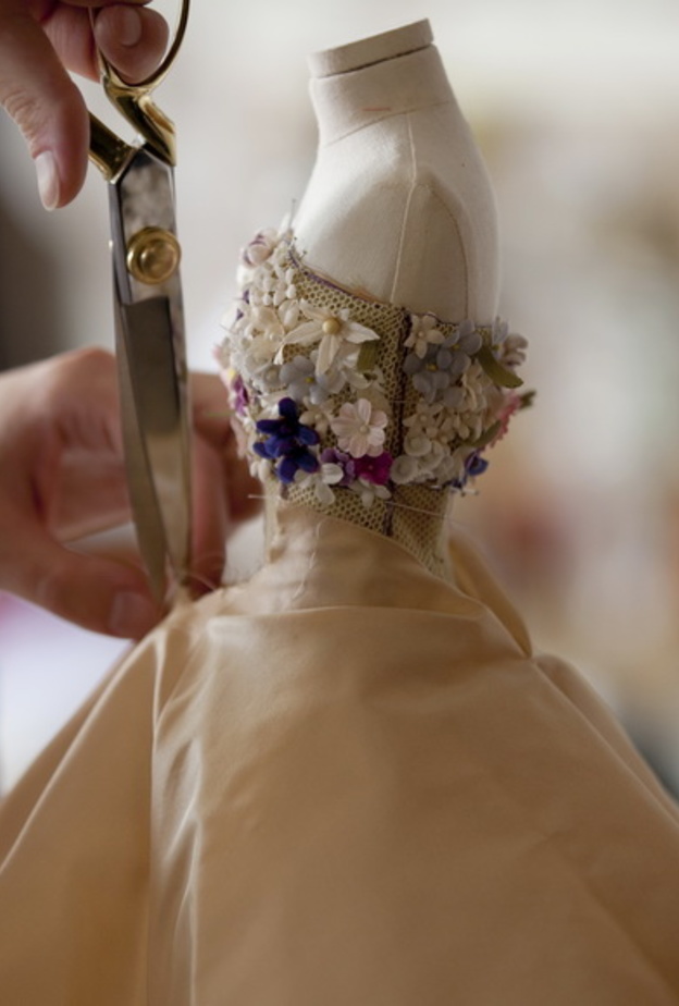 كواليس فستان 1949 Miss Dior