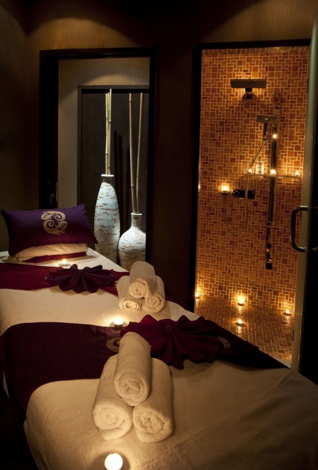 وداعا لآلام الظهر مع Lava Shell Massage من Tips & Toes