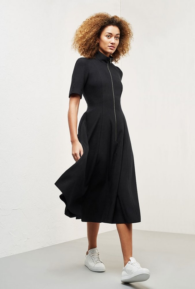 NET-A-PORTER تطلق Cefinn للمصمّمة سامانثا كاميرون