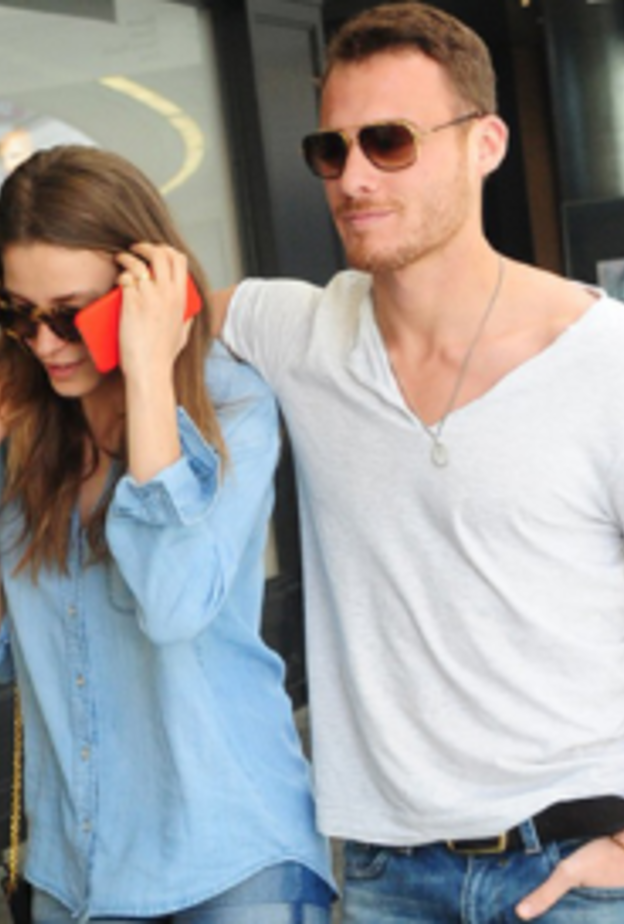 كرم بورسين وحبيبته ساريقايا