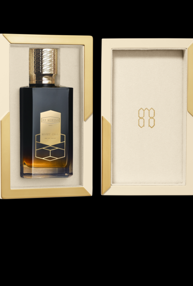 Night Call.. عطر آسر في قلب الليل