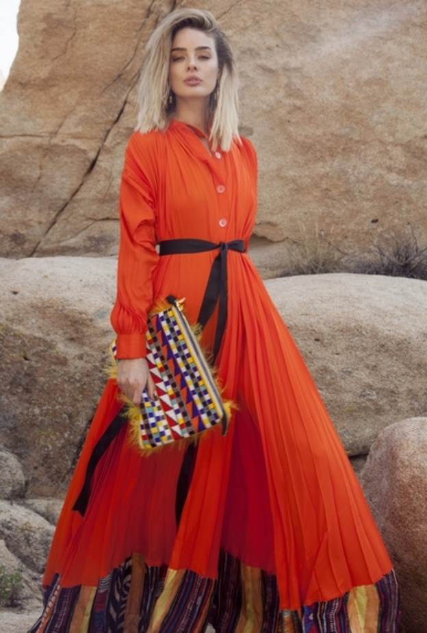 صندل من VALENTINO