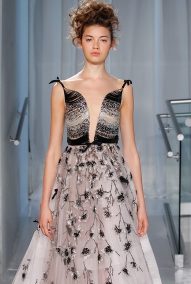 Reem Acra فستان خطوبة من