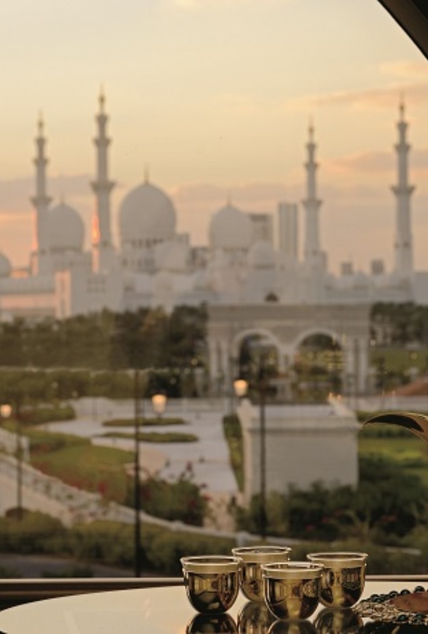 الريتز-كارلتون، غراند كانال، أبوظبي