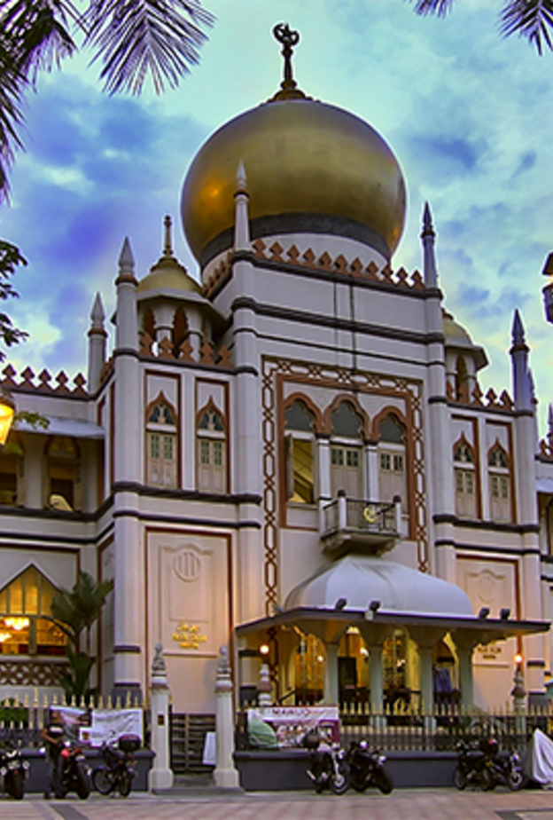 1 - سنغافورة