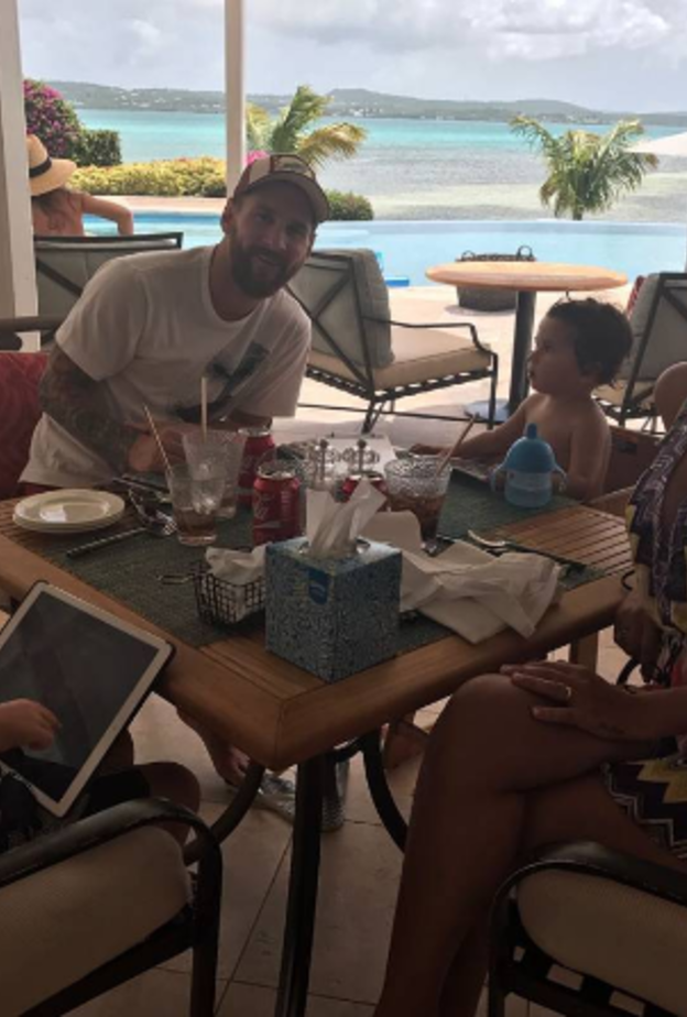 ميسي وأنتونيلا