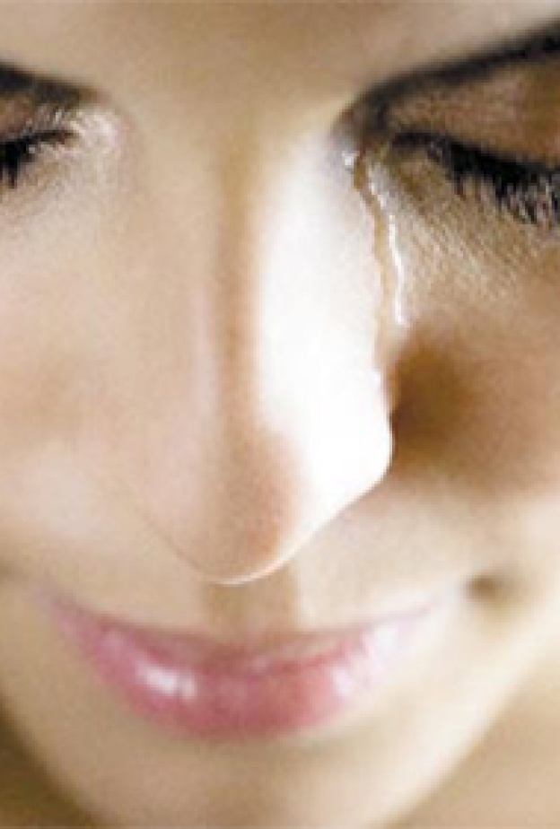 نوع بكائكِ.. يكشف شخصيتكِ